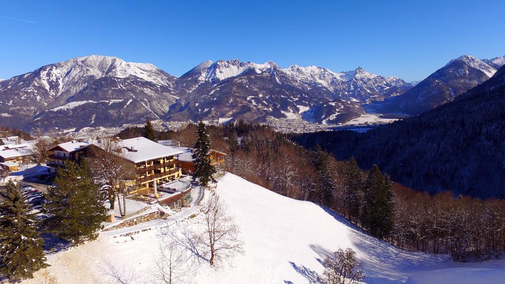 Naturhotel Taleu Buerserberg Exterior photo